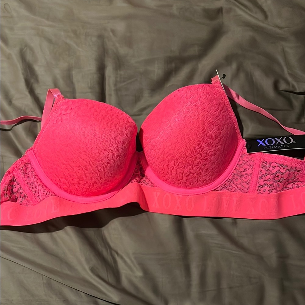 XOXO Women's Pink Lace Bra